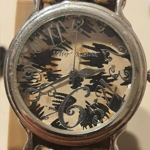 🦋10/$20🦋 Betsey Johnson Silver/Brown  Faux Leather Leapord Print Women's Watch